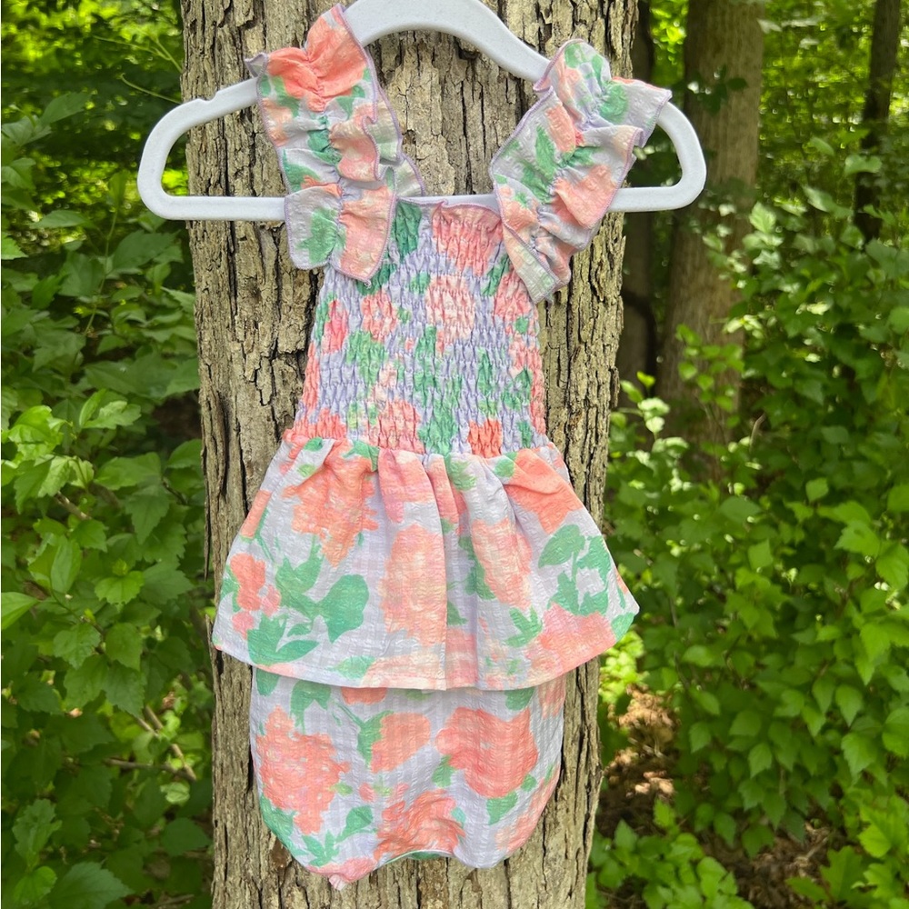 NWOT Girls Floral Smocked Ruffle Romper - Peach & Mint